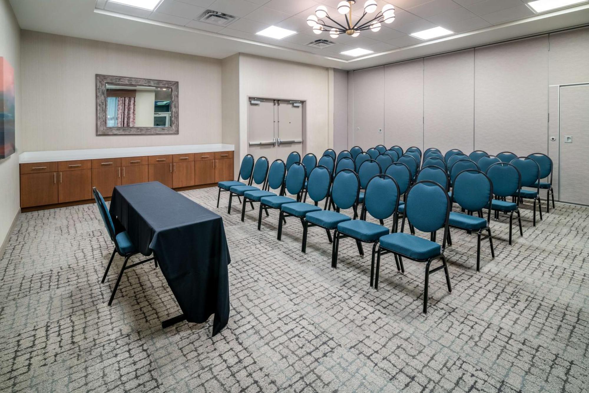 Hilton Garden Inn Brunswick Extérieur photo