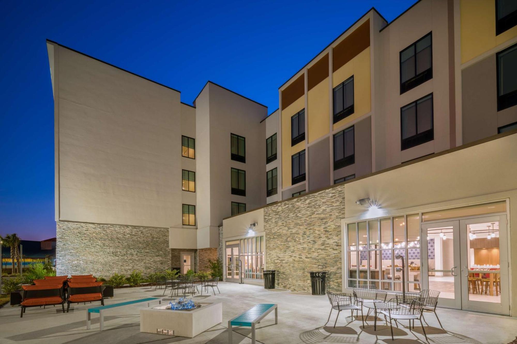 Hilton Garden Inn Brunswick Extérieur photo